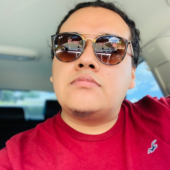 Meet your Posher, Kevin - Picture 1 of 1